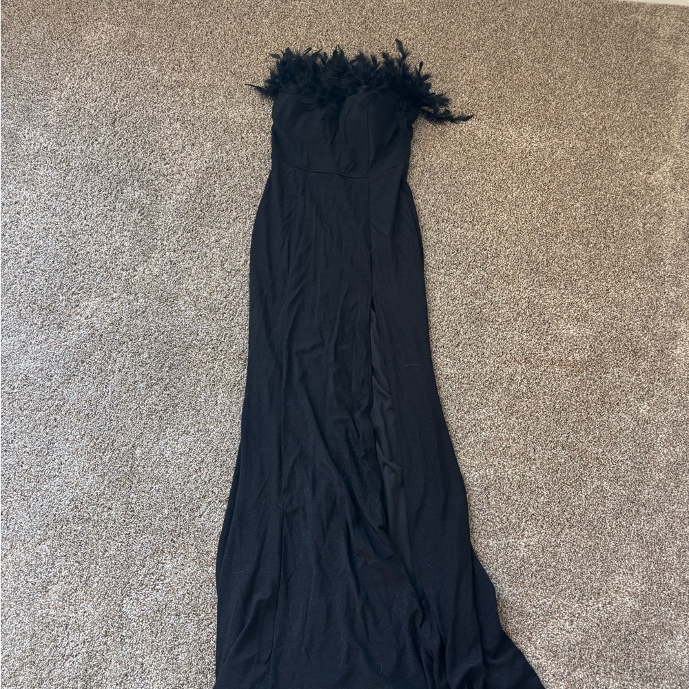 Elegant Black Strapless Evening Gown